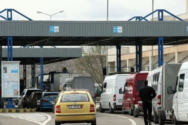 Femeie din Republica Moldova, prinsă la Vama Albița când încerca să introducă în România o mașină FURATĂ din Belgia