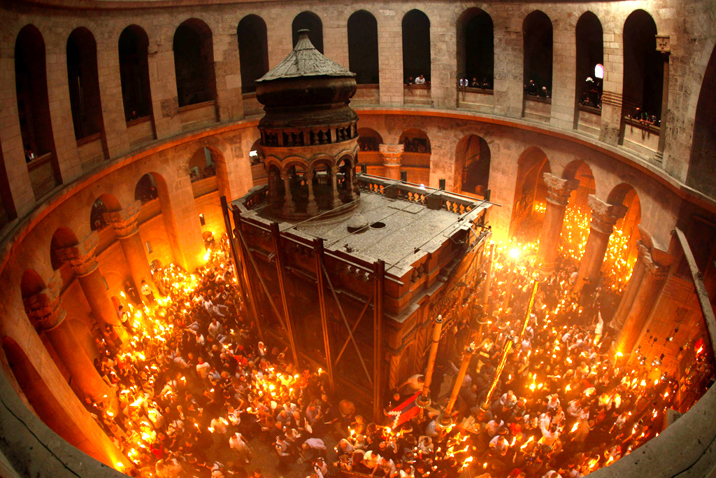Momentul în care Lumina Sfântă de la Mormântul Sfânt nu s-a aprins