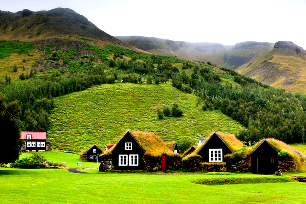 Islanda va organiza un referendum privind reluarea discuțiilor de aderare la UE. Țara nordică înghețase negocierile de aderare în 2013