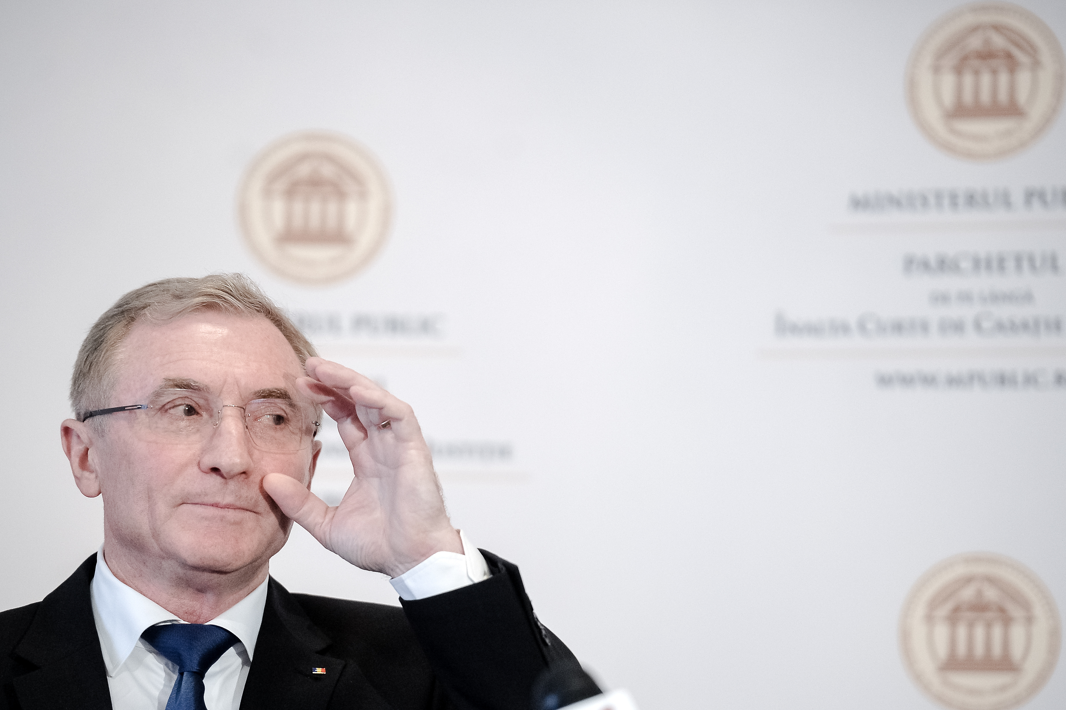 Un alt personaj controversat din epoca Kovesi se lipește de protestul USR / Rezist. Augustin Lazăr, fost procuror general al României, pensionat special: „Ministerul Public este provocat să clarifice judiciar o problemă fierbinte”