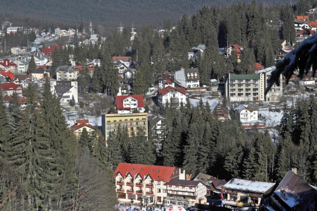 Un turist cazat la un hotel de patru stele a fost mușcat de ploșnițe. A avut o reacție alergică