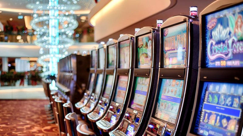 Adio păcănele în Arad? Decizia radicală care aruncă în aer sălile de jocuri din oraș