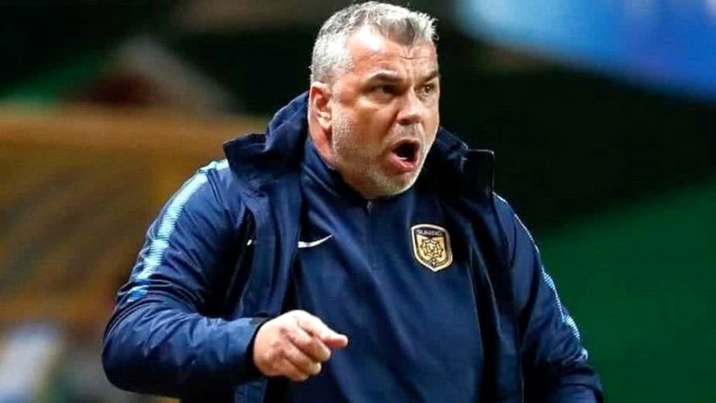 Cosmin Olăroiu, la un pas de CALIFICAREA la Cupa Mondială 2026! În schimb Mircea Lucescu are mari emoții