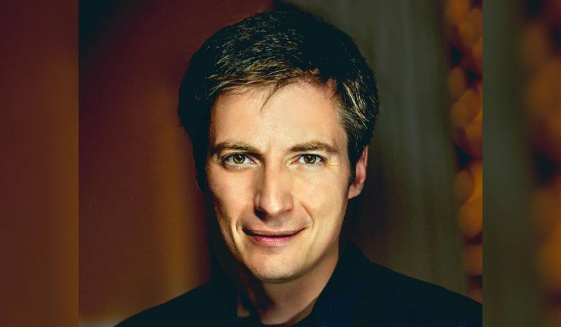 Caramitru își pune în cap “pleava societății“: Marginalii disperați se aliază cu birocrații de la stat ca să fure pe ceilalți și să-și împartă banii