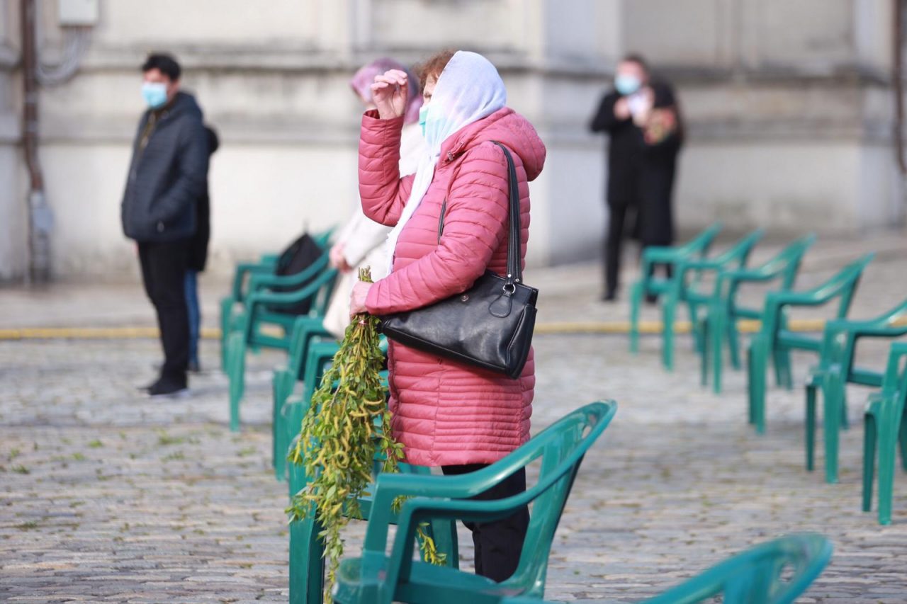 Tot mai mulți credincioși se întorc de Florii la finic, planta originală de pe vremea intrării lui Iisus în Ierusalim. Cum s-a ajuns la salcie