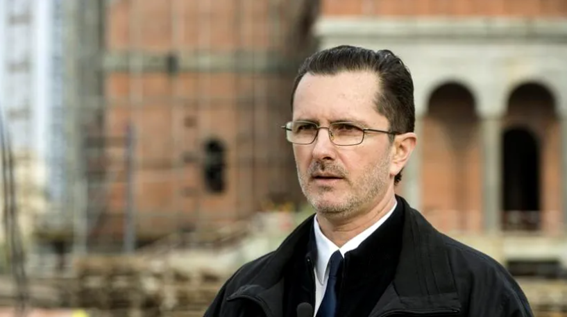 Vasile Bănescu intervine în războiul din justiție. Controversatul membru al CNA acuză oponenții anchetei Recorder că denigrează „un demers etic” și îi face „mercenari ai cauzelor străine intereselor țării”