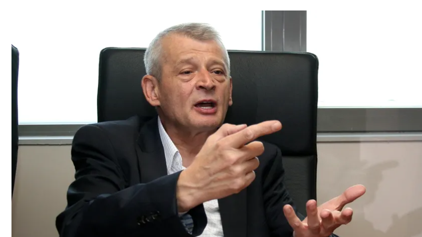 Sorin Oprescu își mai încearcă o dată norocul și cere judecătorilor reducerea pedepsei. Curtea de Apel București decide miercuri