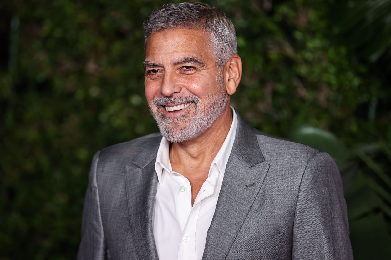 Decizie neașteptată a lui George Clooney, în cariera profesională. Ce nu va mai face actorul în filmele sale, după o discuție cu soția sa