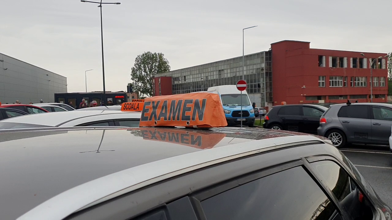 Măsuri pentru reducerea timpilor de așteptare la examenul pentru permisul auto