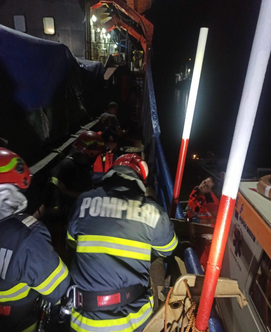 Coșmar. Un pompier din Brașov și-a descarcerat propria copilă fără suflare