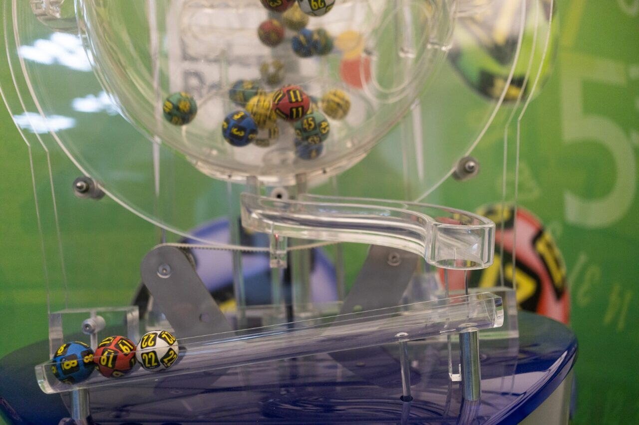 NUMERELE extrase la tragerile loto de joi, 18 septembrie 2025