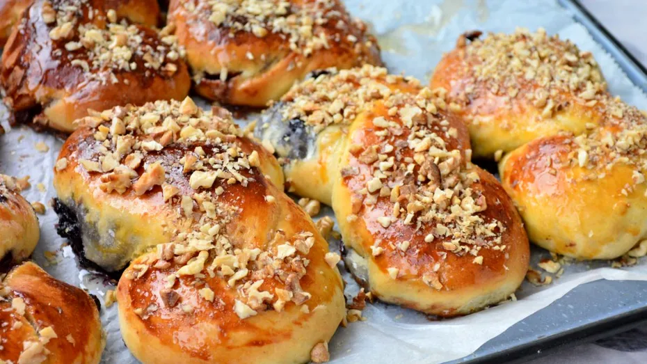 A început sezonul mucenicilor, iar o bucată ajunge și la 50 de lei pe aplicațiile de livrare