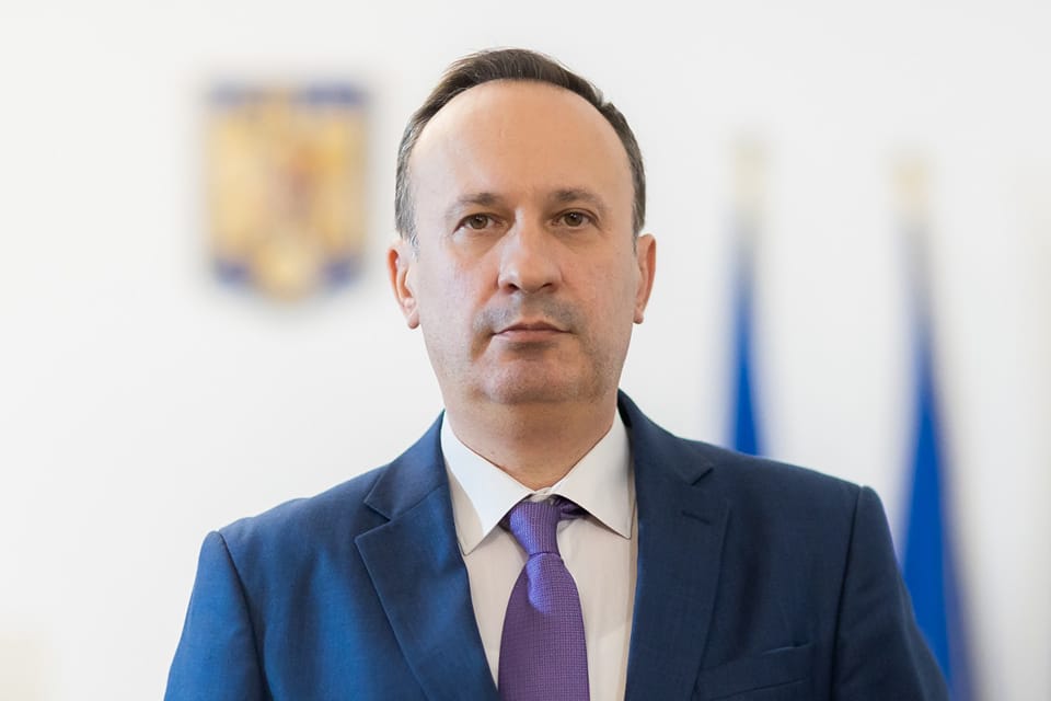 Fostul ministru de Finanțe, Adrian Câciu, desființează „scamatoria deficitului”: „Nu vreau să cred că dați dovadă de analfabetism bugetar”