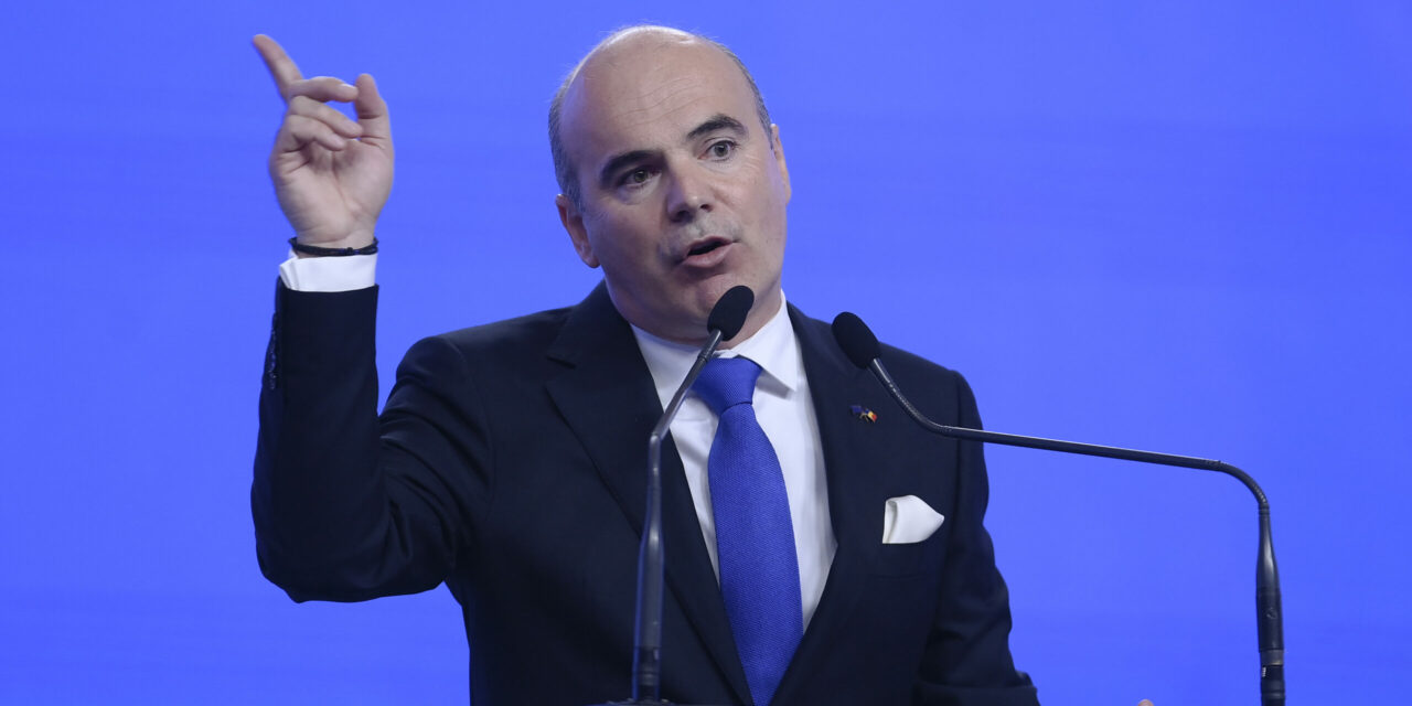 Liberalul Rareș Bogdan îi pune condiții lui Bolojan: „Trebuie să se consulte și să ne informeze”