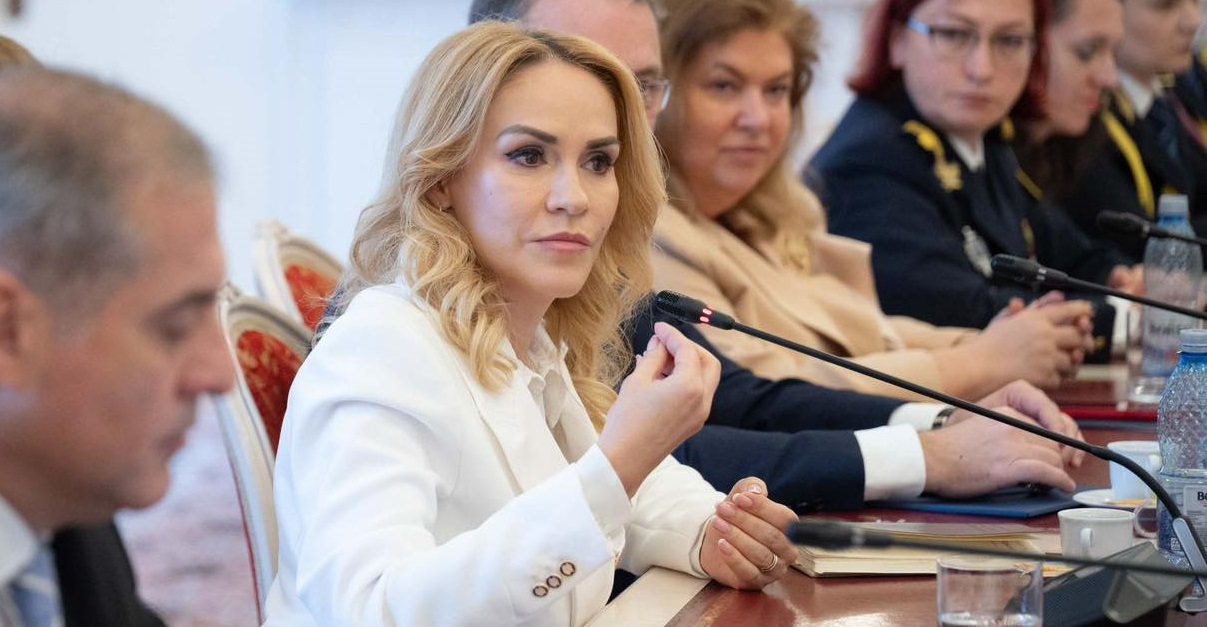 Gabriela Firea susține alianța PSD – AUR împotriva lui Bolojan: ”Moțiunea de cenzură este ieșirea din acest blocaj politic fără precedent”