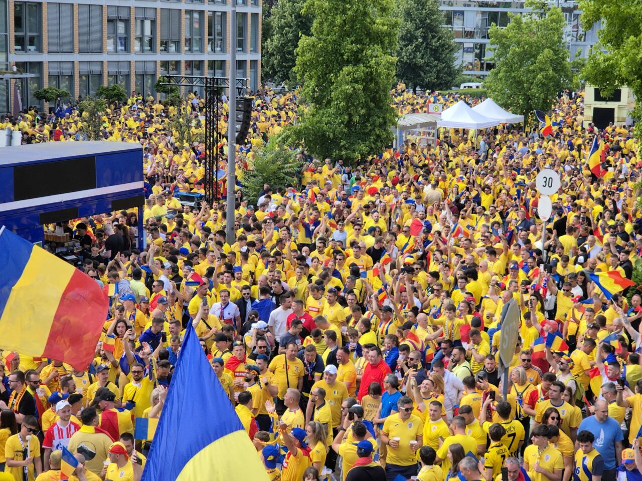 Unde se strâng suporterii români care merg la meciul cu Turcia, de la Istanbul. Precizări importante de la FRF