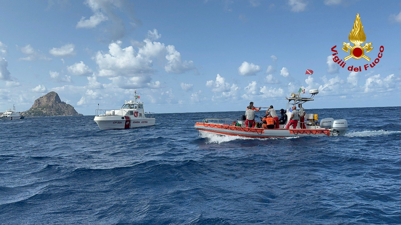 Tragedie în Filipine: cel puţin 15 morţi şi 28 de dispăruţi după naufragiul unui feribot