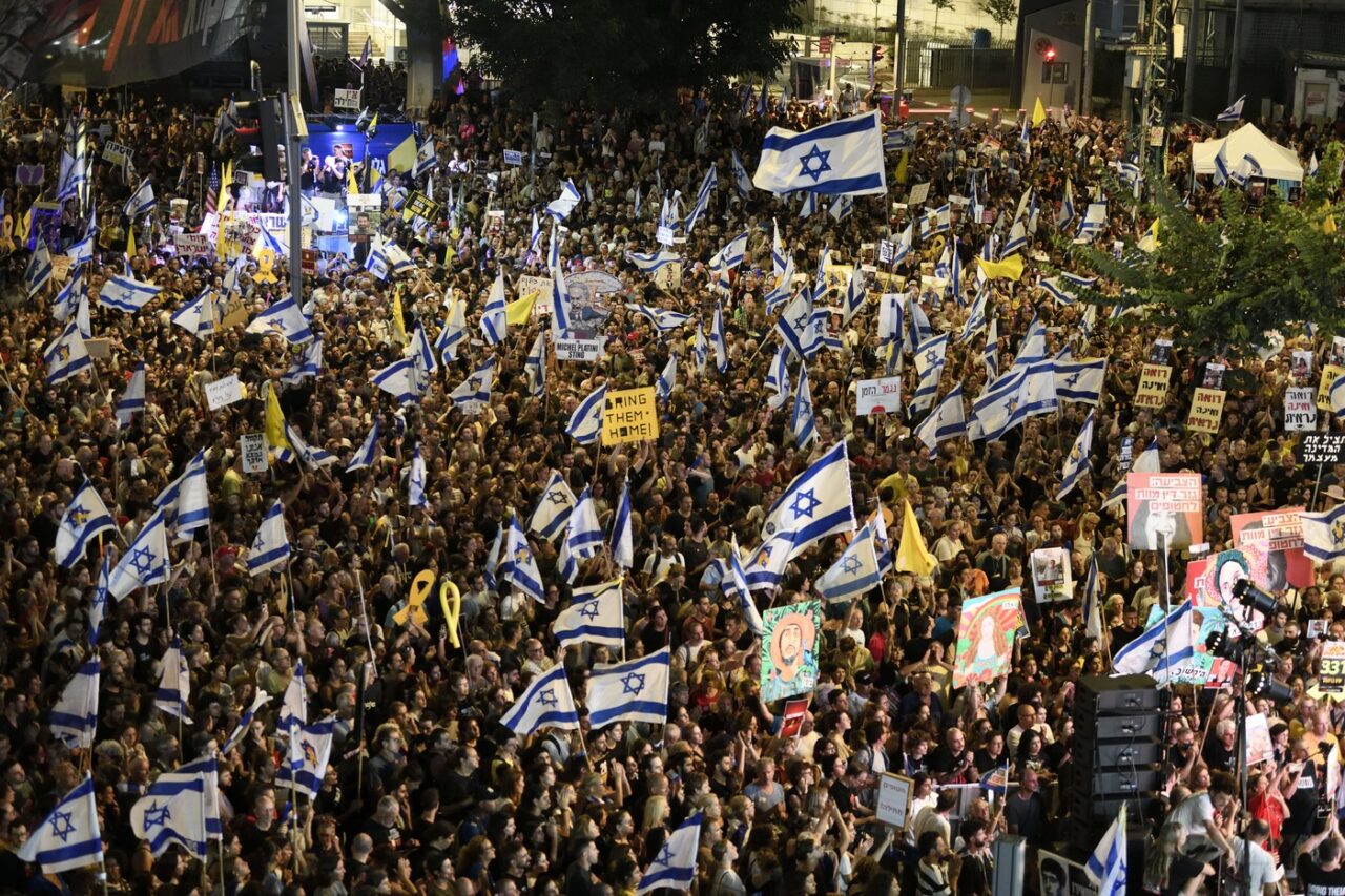 RĂZBOI în Orientul Mijlociu, ziua 682. Proteste masive în tot Israelul. Demonstranții cer încetarea războiului din Gaza