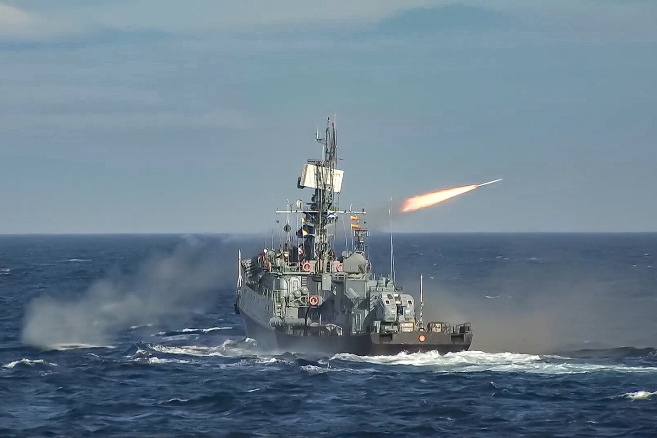 Război în Ucraina, ziua 1.414. Regiuni întregi din Ucraina, rămase fără energie: rușii au făcut prăpăd în sud-est, lovind cu rachete și drone