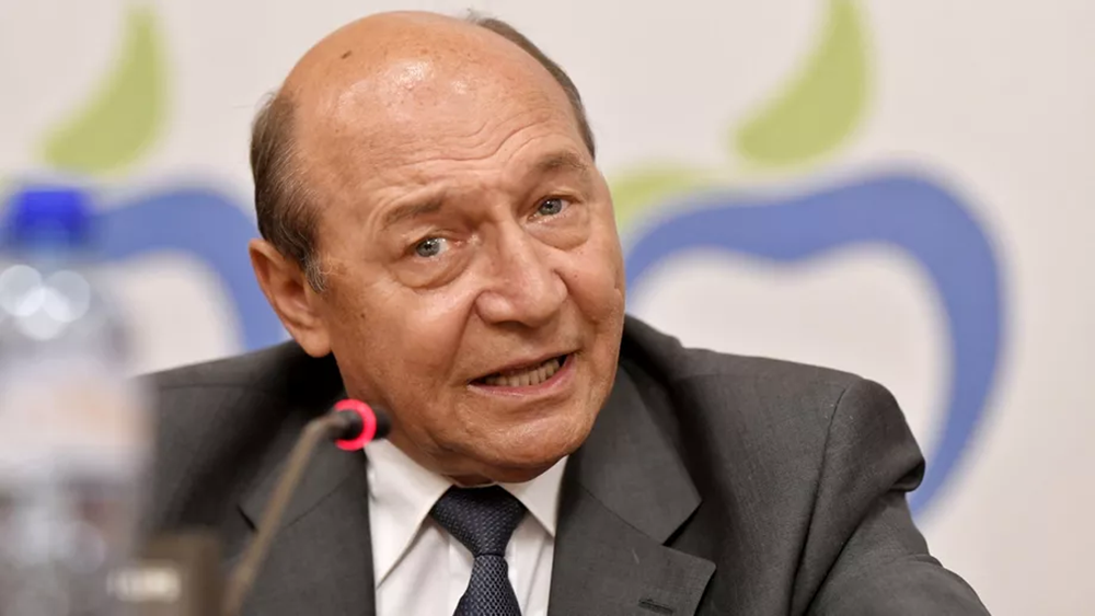 Băsescu, critici dure la adresa lui Bolojan: „E evidentă lipsa de experiență”