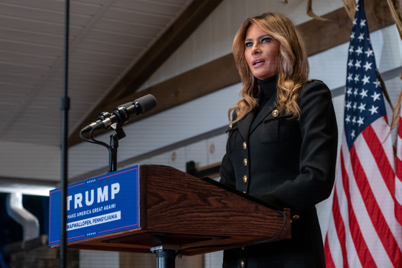 Scrisoarea misterioasă pe care Melania Trump i-a trimis-o lui PUTIN. Ce mesaj a avut Prima Doamnă a Americii