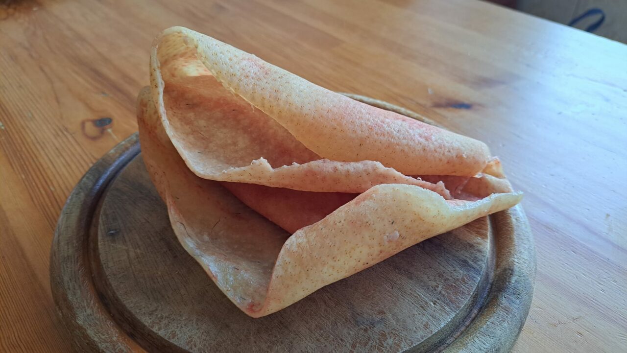 Cât costă șoriciul, jumările și toba, cu o lună înainte de CRĂCIUN. Producătorii spun că prețurile au crescut cu 10% fața de anul trecut