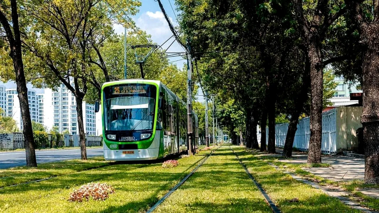 Ciucu îi arde la buzunare pe bucureșteni: scumpește biletele la STB. Cât va costa o călătorie cu autobuzul sau tramvaiul în Capitală