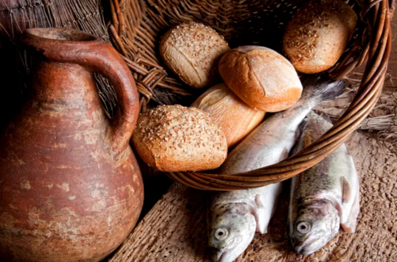 Lista zilelor cu dezlegare la pește, în Postul Crăciunului din 2025. Când se poate consuma acest aliment, fără să încalci restricțiile culinare