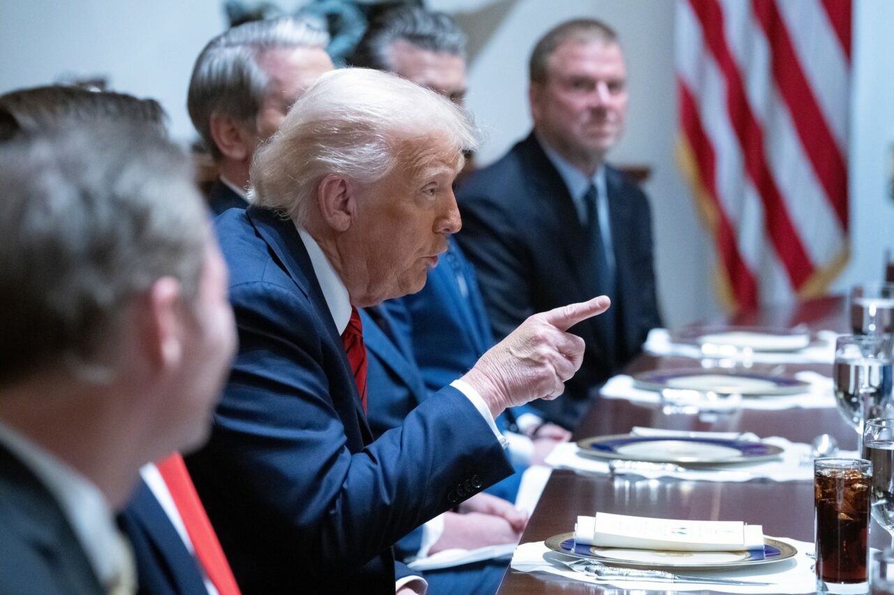 SUA au cerut Italiei să renunțe la contracte cu o companie chineză, invocând riscuri de securitate