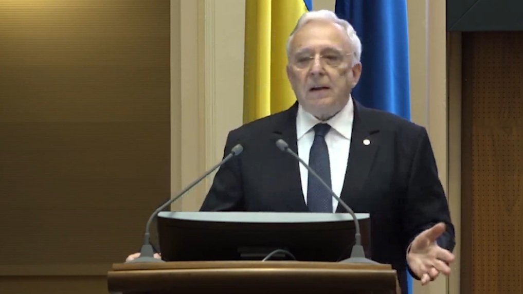 Mugur Isărescu, previziuni asupra evoluției economice: „Disciplina fiscală este esențială. Economia va merge cu o creștere de 1%”
