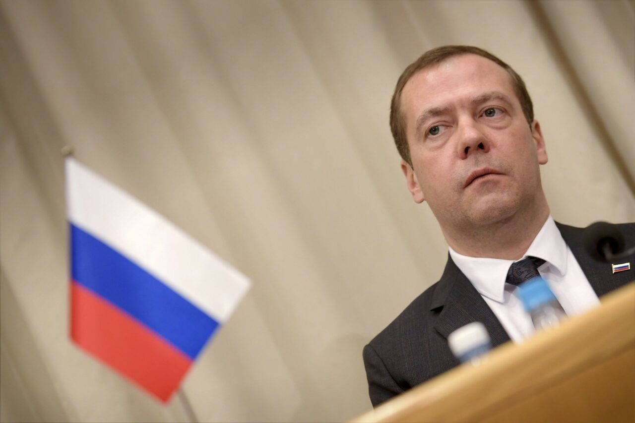 Medvedev pune gaz pe foc în războiul europenilor cu DRONELE. „Să tremure ca animalele împinse la abator”