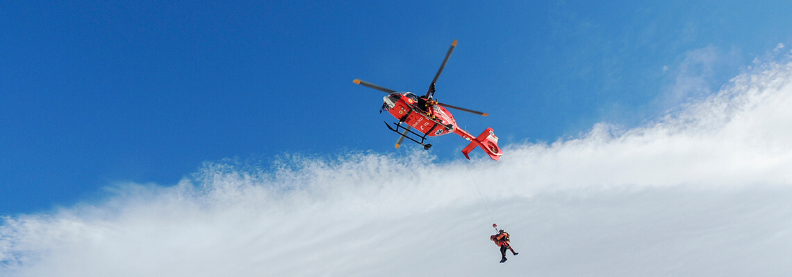 Salvamont România, INTERVENȚII urgente în ultimele 24 de ore pe trasee montane. Un deces și patru persoane salvate. De unde vin cele mai multe apeluri