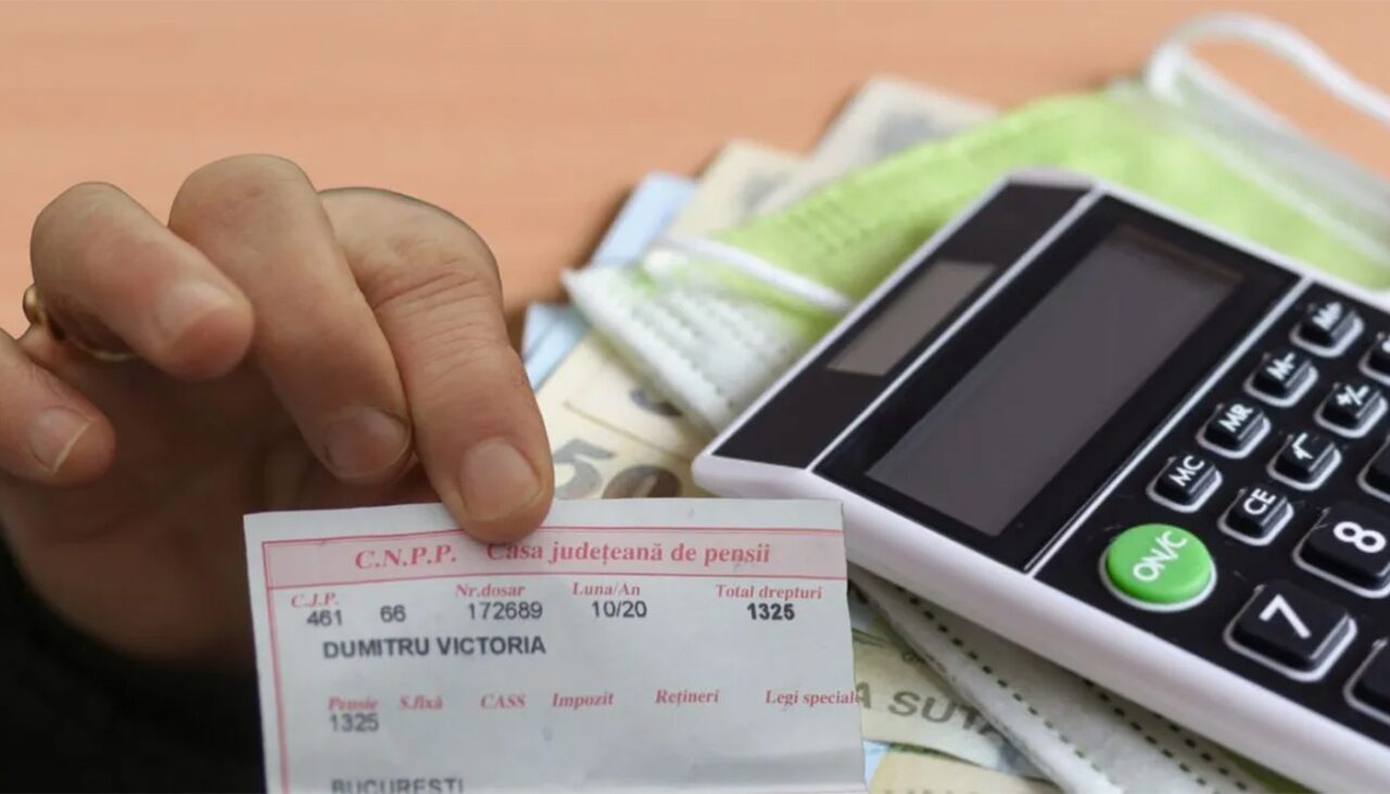 Cade sistemul de PENSII din România? Un celebru economist dă alarma: „Să recunoaștem cât de gravă este situația”