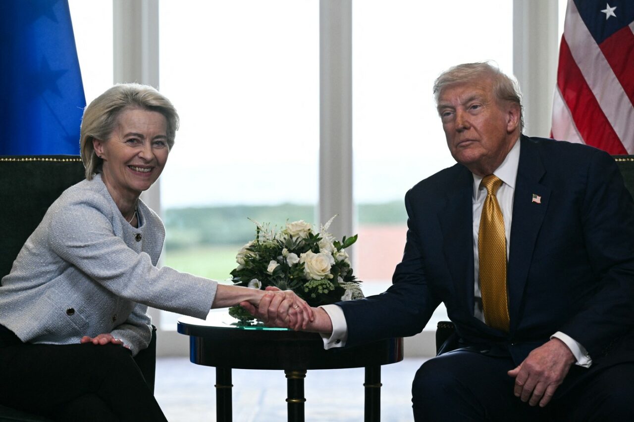 RĂZBOI în Ucraina, ziua 1302. Ursula von der Leyen și Trump au discutat despre noi măsuri pentru a crește presiunea asupra Rusiei