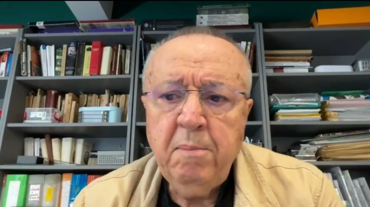 Pastila lui Cristoiu de la ora 14:00: „Oana Țoiu reacționează la momentul Alaska, țopăind de bucurie că Zelenski a fost invitat la Washington!”