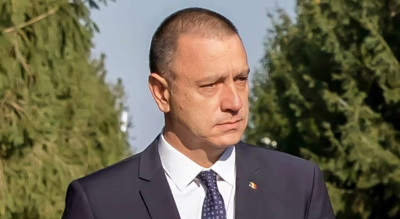 Mihai Fifor atrage atenția asupra consecințelor DEZASTRUOASE ale măsurilor din Educație: „Cât se reduce deficitul prin măcelul ăsta? Ridicol de puțin”