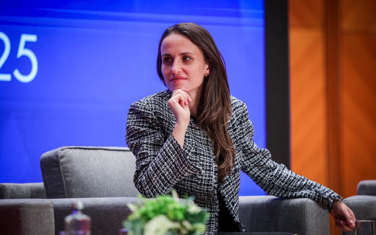 Ziua și DEZVĂLUIRILE Oanei Țoiu: Administrația Trump a cerut „explicații” cu privire la anularea alegerilor / Ministrul contrazice fosta guvernare