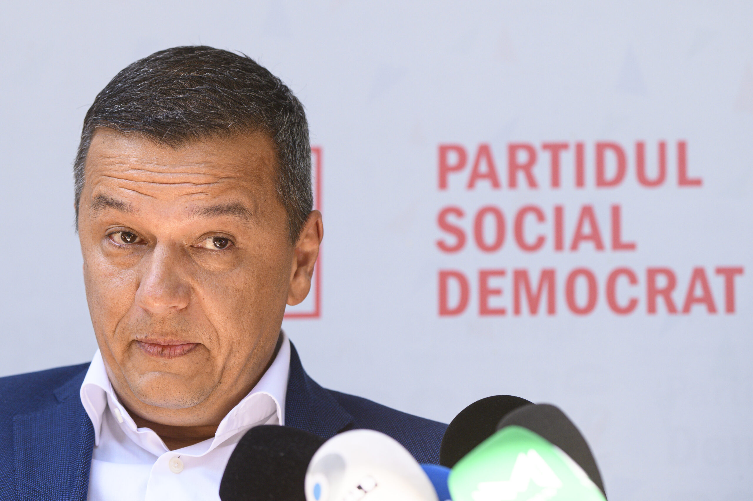 Discuții despre alegerile Primăriei Capitalei între Bolojan și Grindeanu