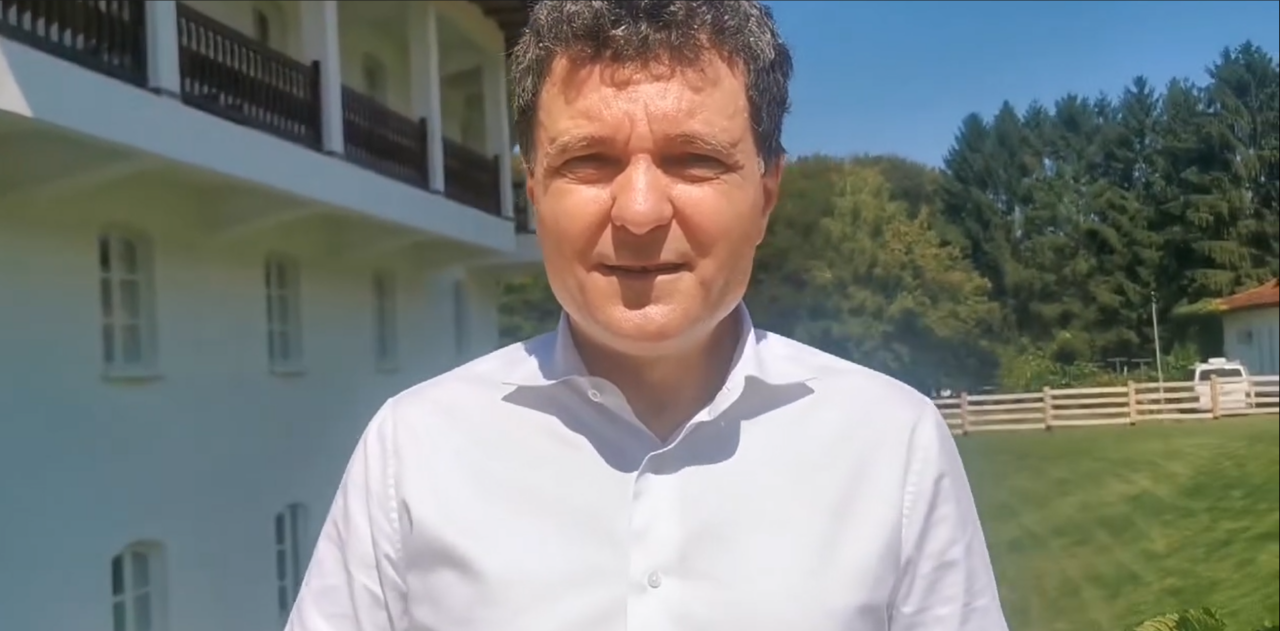 Nicușor Dan, interviu pentru membra fondatoare a Fundației NEOLEGIONARE „Ogoranu”. Concediul președintelui, un maraton de imagine strategic