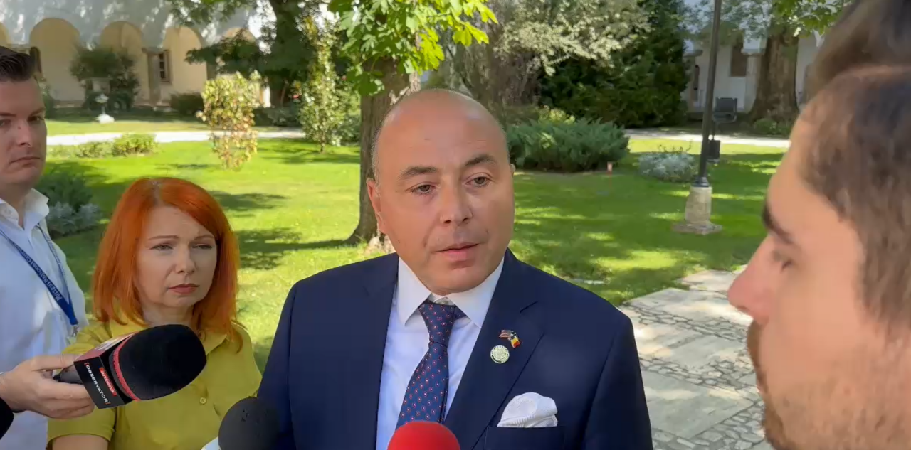 Andrei Muraru, reședință de LUX în SUA, de peste 20.000 de dolari/lunar, în plină criză bugetară. Invocă „investiții aproape exclusiv private”