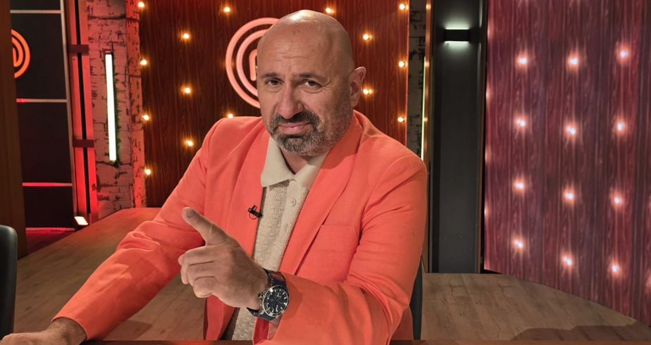FOTO / Ce se întâmplă cu casa din Deltă a lui chef Cătălin Scărlătescu. ”Pe mine trebuie să mă lași la TIGĂI”