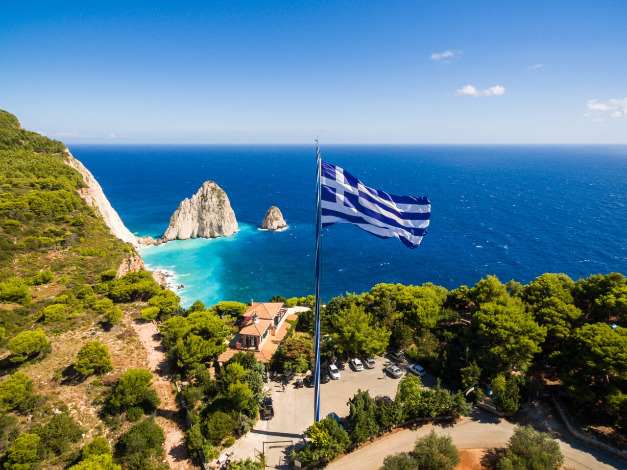 Mare atenție, dacă pleci în concediu în Grecia! Sancțiuni mai dure pentru șoferi: AMENZI de până la 8.000 de euro