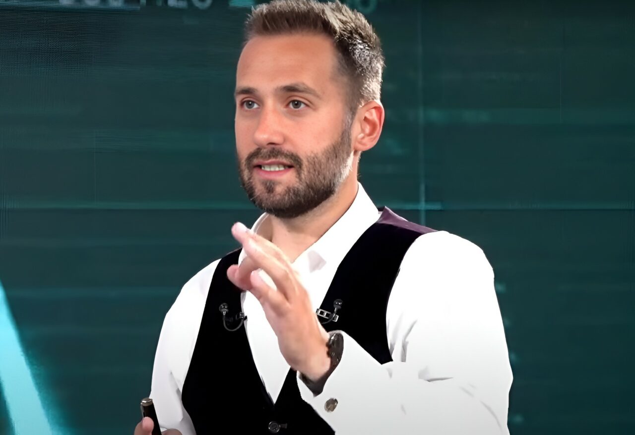 Alexandru Chirilă: „Un tânăr ar trebui să economisească 41 de ani pentru un APARTAMENT”