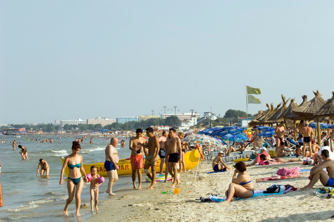 AMENZI record pe litoral! ANPC a sancționat nereguli care se ridică la milioane de lei