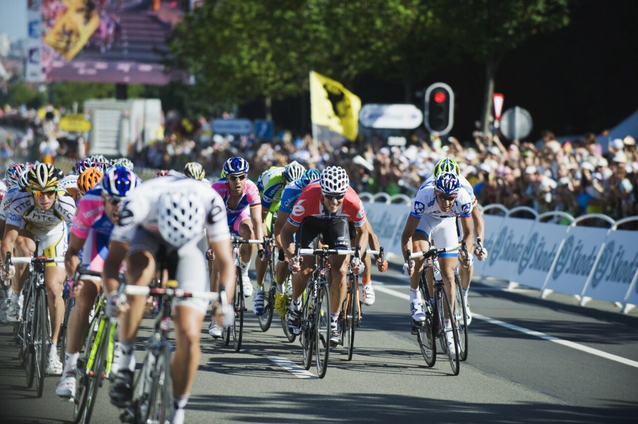 Capitala, BLOCATĂ de bicicliști! Pe 31 august, Bucureștiul devine scenă pentru Tour de France România