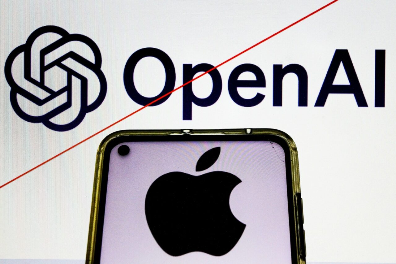 Startup-ul xAI al lui Elon Musk a dat în judecată Apple și OpenAI: „Au ACAPARAT piețele pentru a-și menține monopolul”