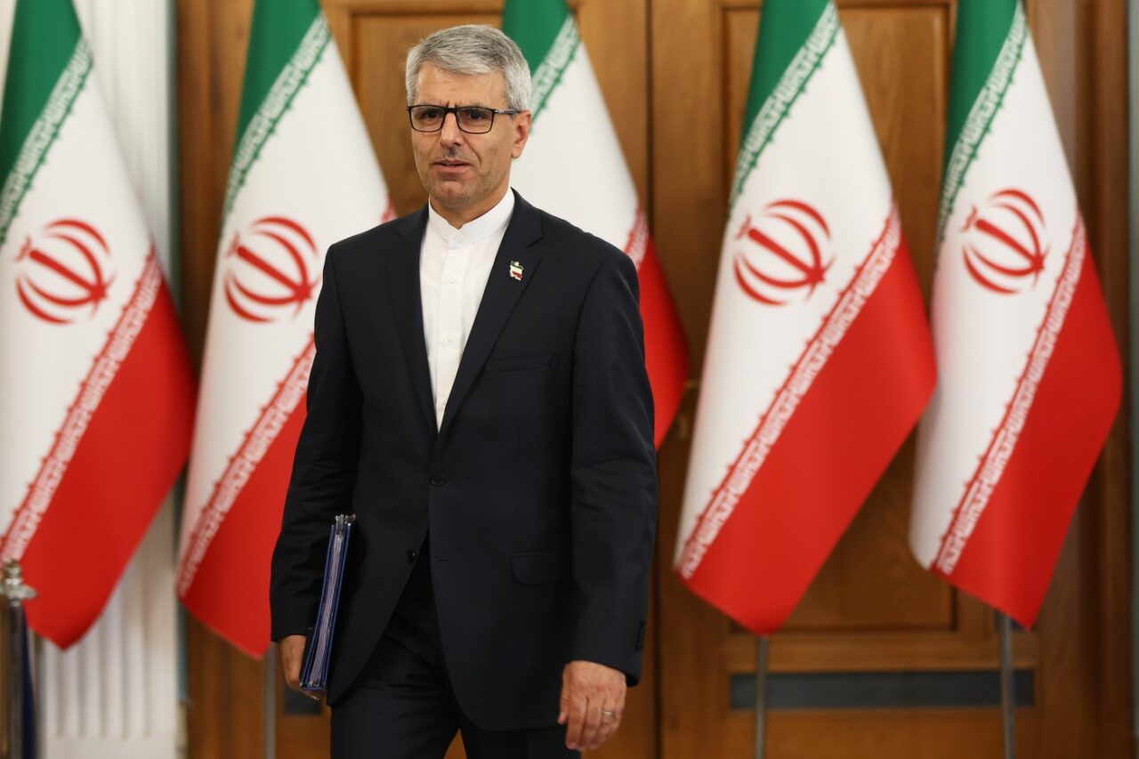 Iran izrazil odprtost za jedrska pogajanja, a ne za ustavitev bogatenja