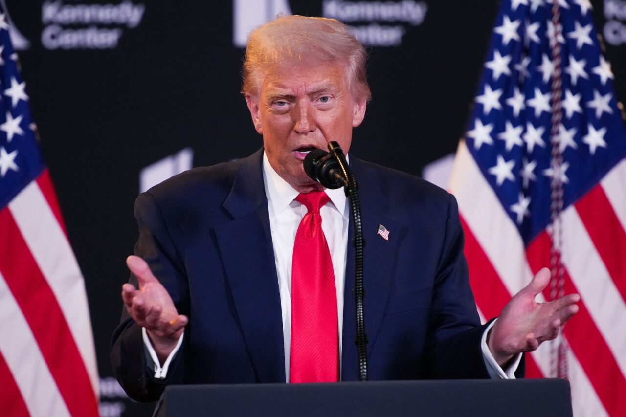 Trump afirmă că a avut consultări ”foarte bune” cu liderii europeni și îl avertizează pe Putin /„Vor fi consecințe SEVERE” dacă nu oprește războiul