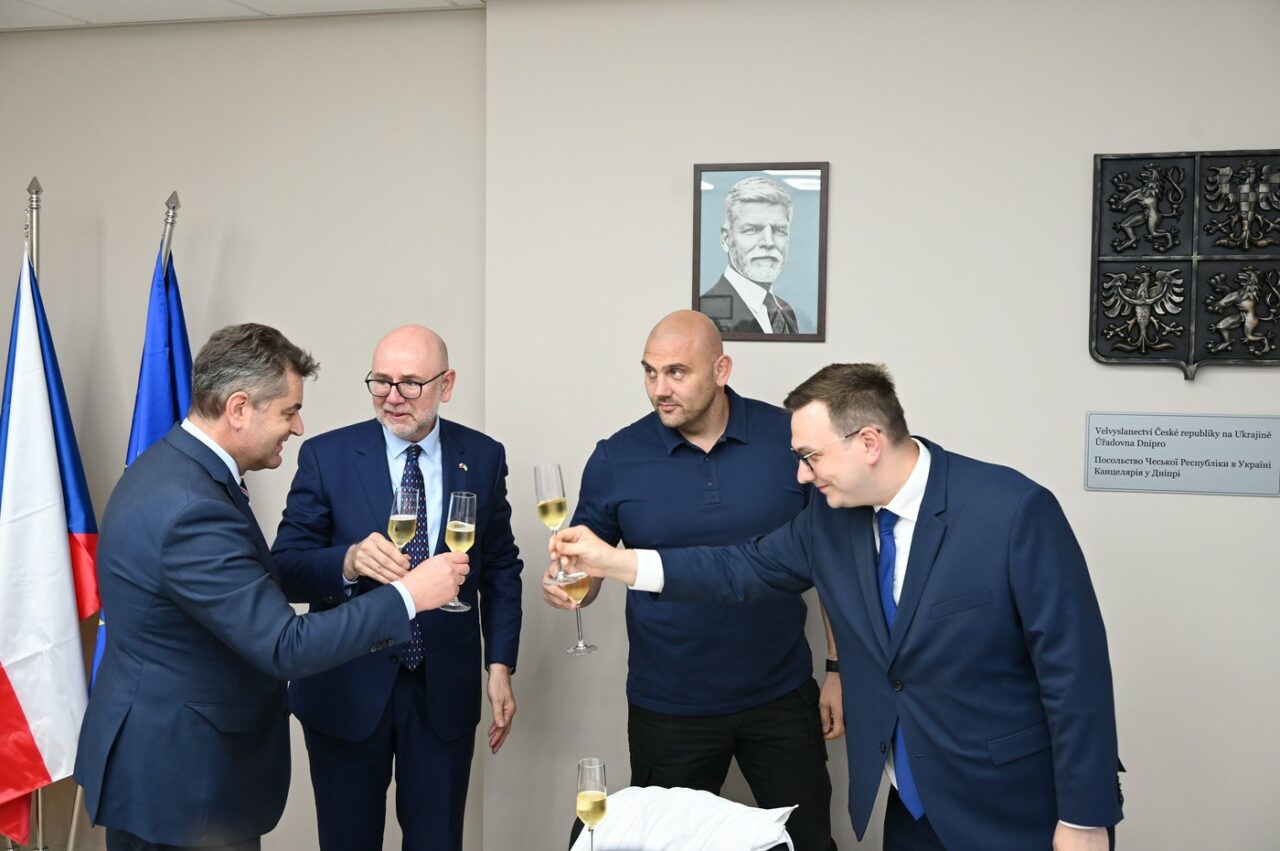 Cehia a deschis o reprezentanță diplomatică în estul Ucrainei. Praga anunță că „nu se teme” de Vladimir Putin