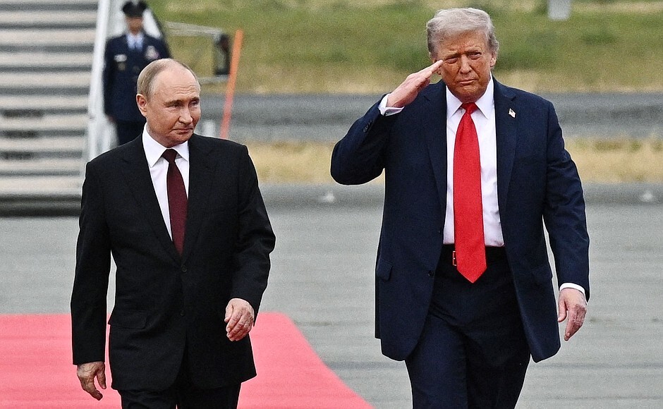 Donald Trump i-a sunat pe Volodimir Zelenski și pe liderii NATO și UE, după întâlnirea cu Vladimir Putin
